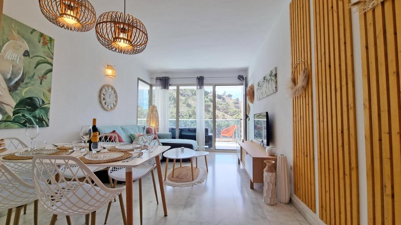 Skyline 6 Private Balcony, Sunny Year Round, With Views Apartamento