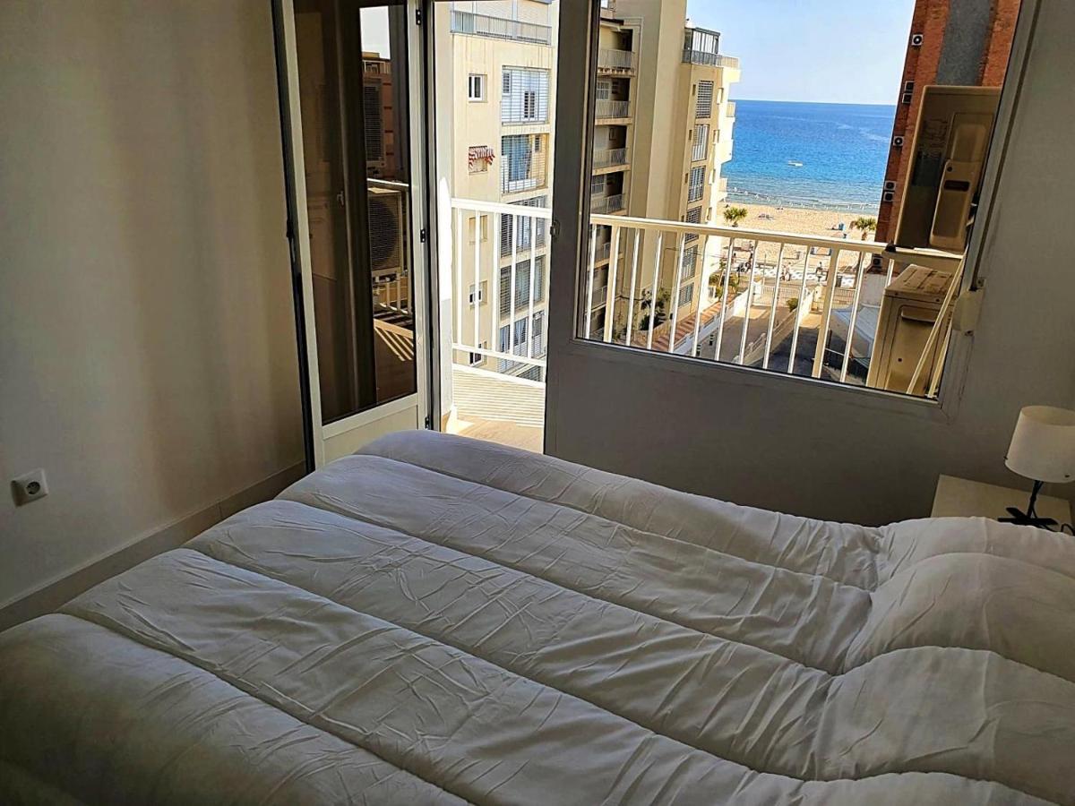 First Line With 3 Bedrooms And Seaviews Benidorm