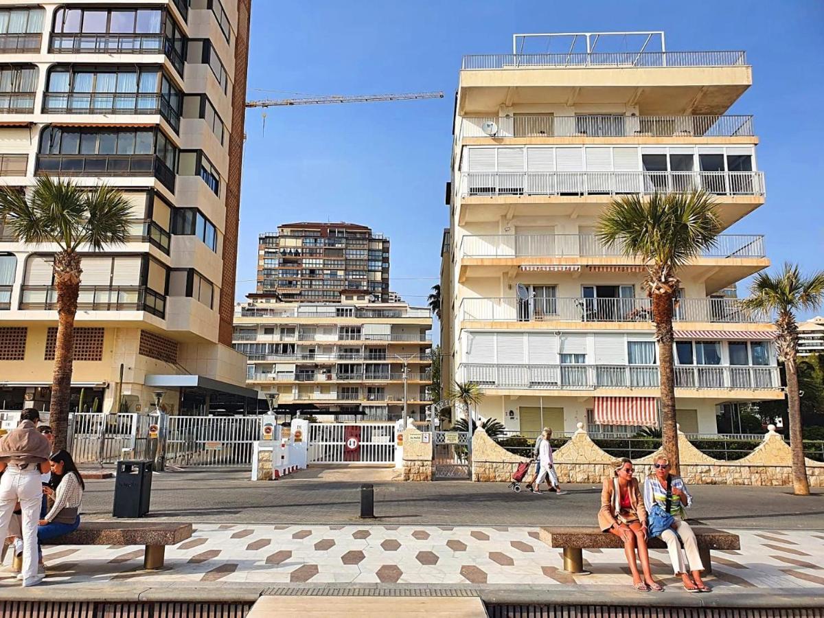 Apartamento First Line With 3 Bedrooms And Seaviews *
