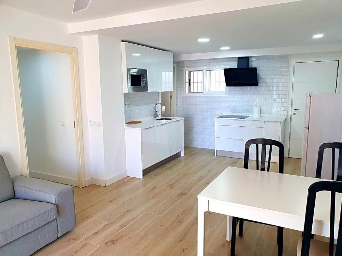 First Line With 3 Bedrooms And Seaviews Benidorm