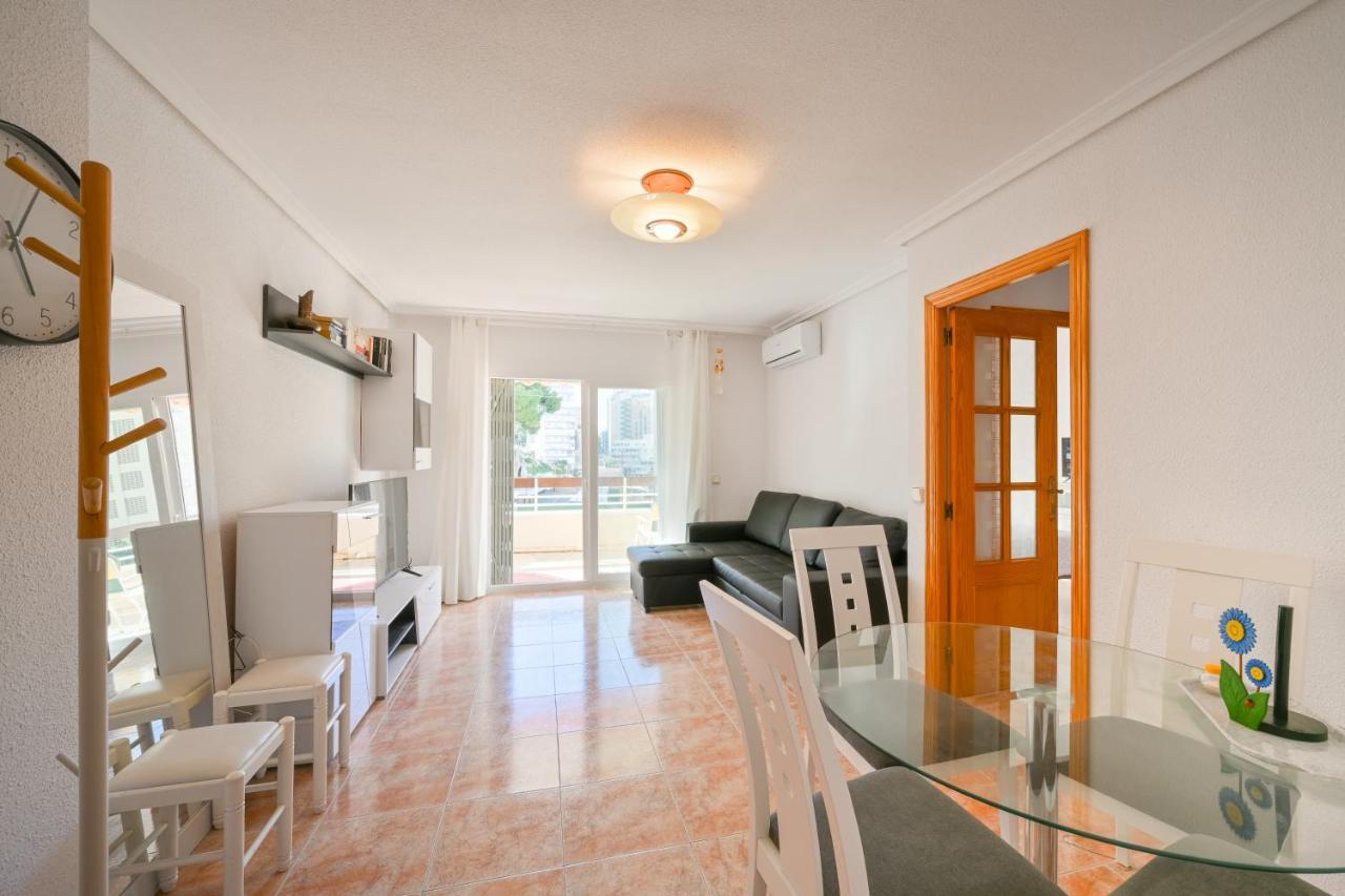 Beautiful 2 Bedroom In Parque Loix 3 Minutes Walk To The *