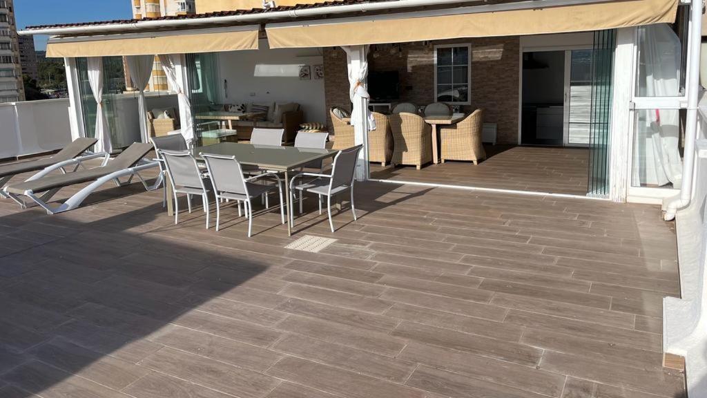 Fantástico ático Con Enorme Terraza Y Chill Out Apartamento