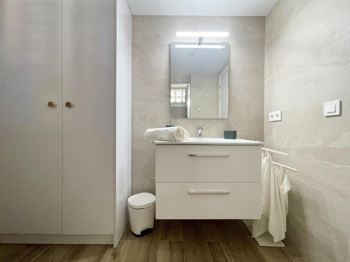 Poniente Modern *