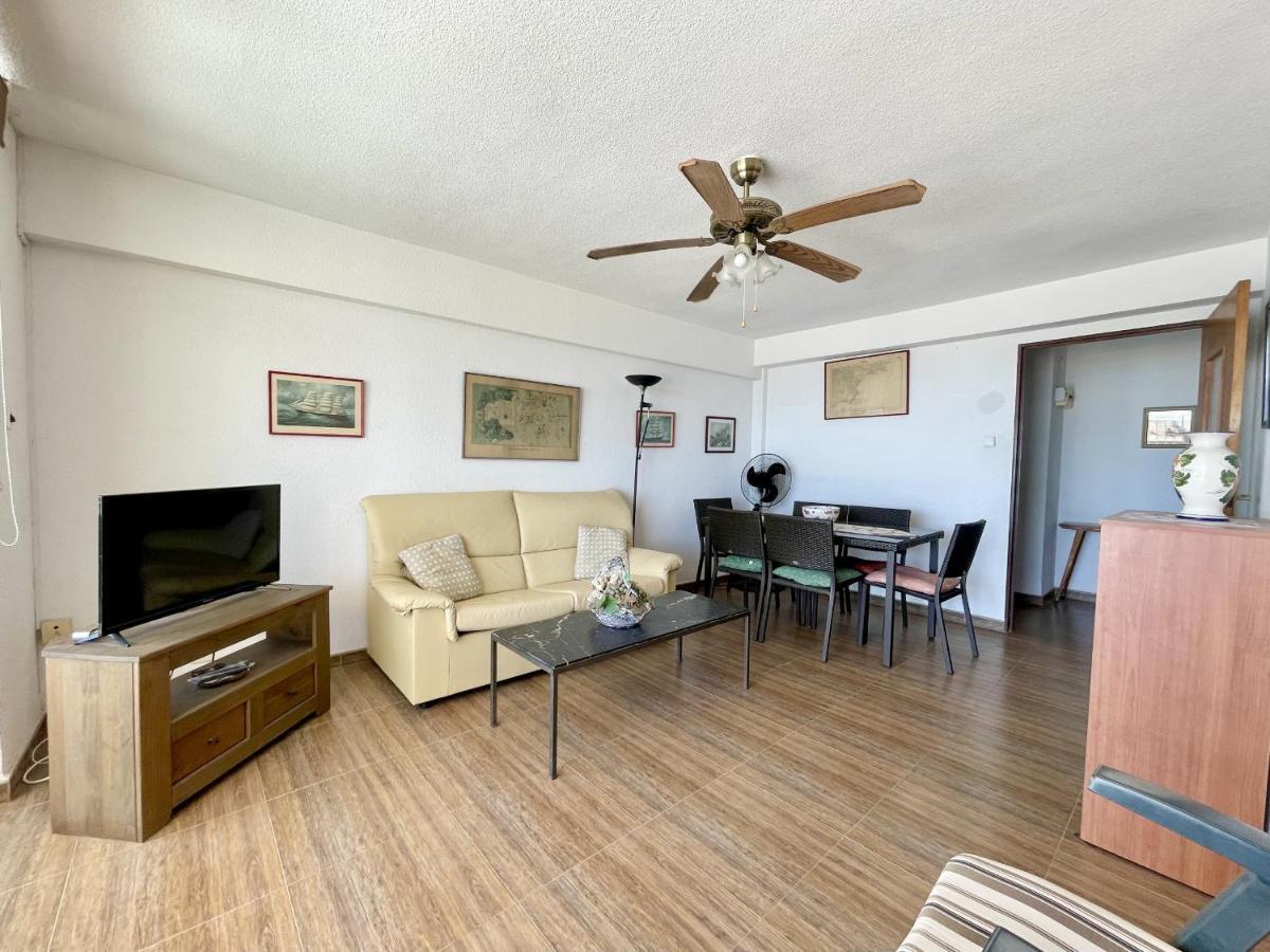 Azor Sea Front Poniente Apartment *