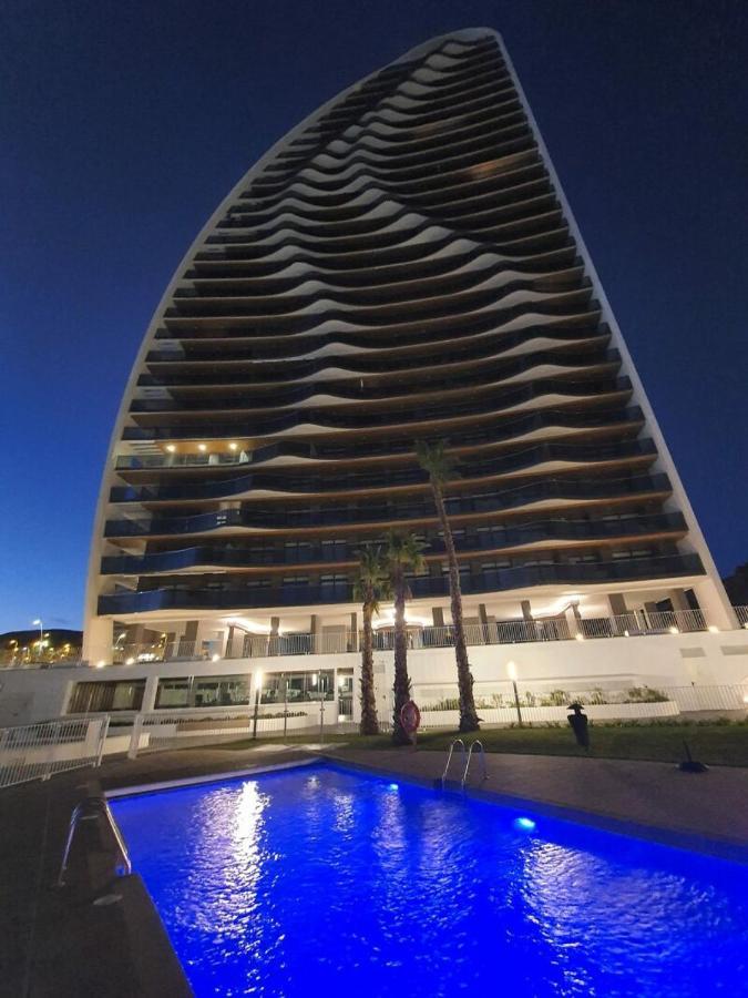 Sunset Waves Modern 200m From The * Benidorm
