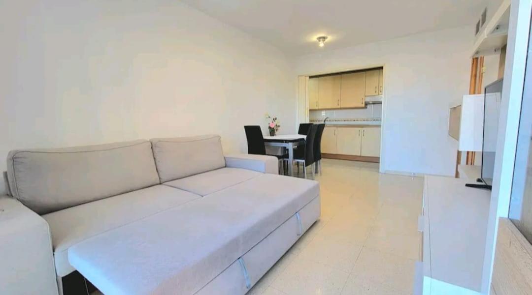 Vacanza Luxury Complex- Parking , Pool Only In The Summer , Rincon De Loix Apartment