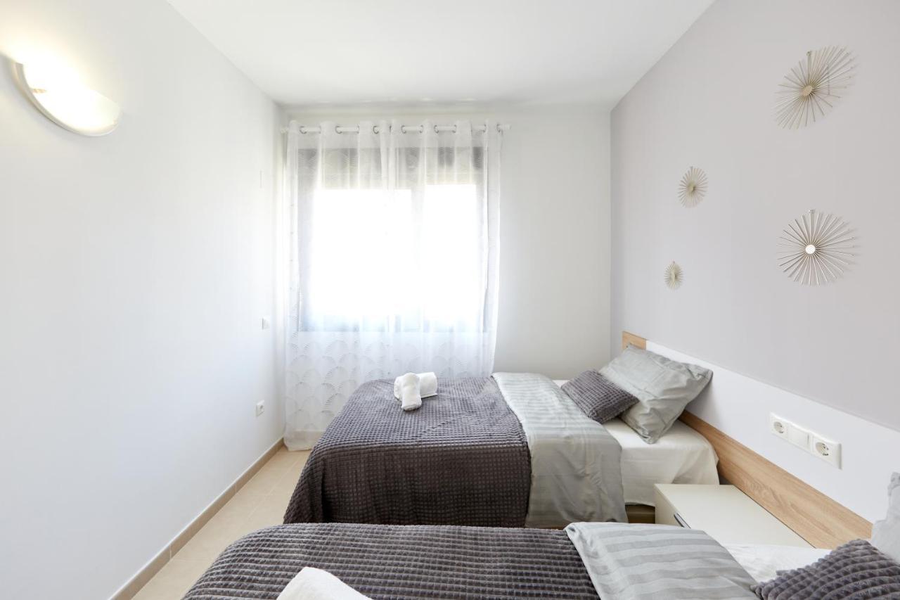Luxurious Newly Renovated 2 Bedroom By The * Benidorm