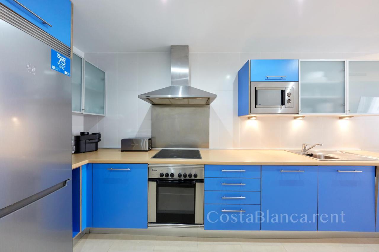 Apartment Executive 2 Bedroom Luxury By The Beach With King-size Bed