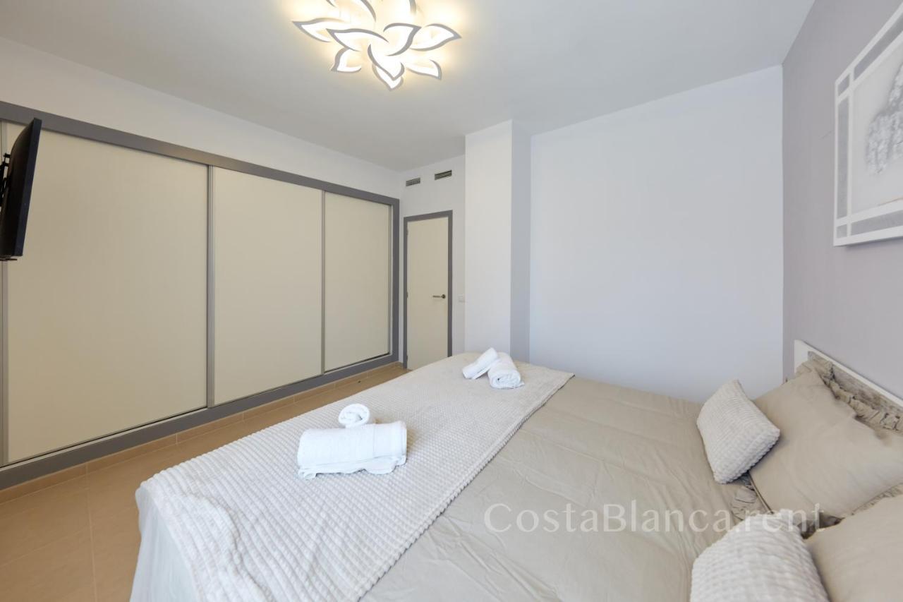 Apartment Executive 2 Bedroom Luxury By The Beach With King-size Bed Benidorm
