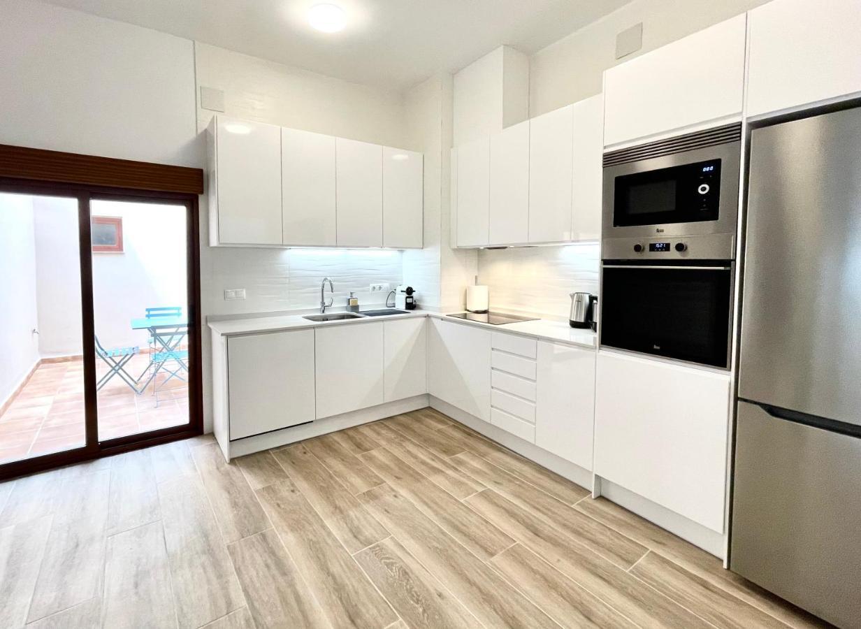 Old Town House With Lounge Area Holiday home Benidorm