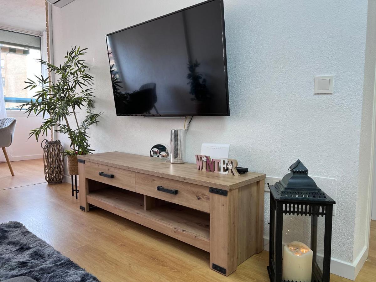 Stylish Getaway - Renovated 1br With Pool & Tennis *