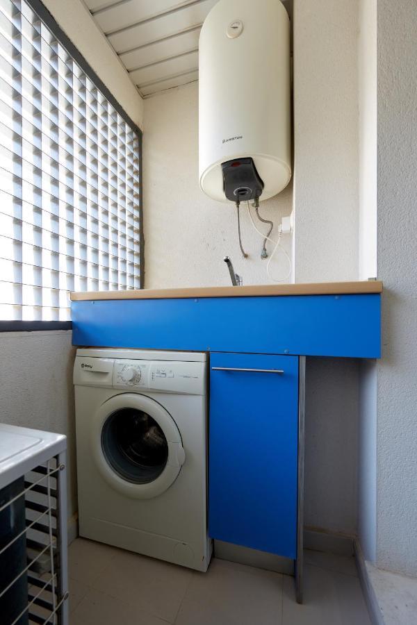 Luxurious Newly Renovated 2 Bedroom By The Appartement *