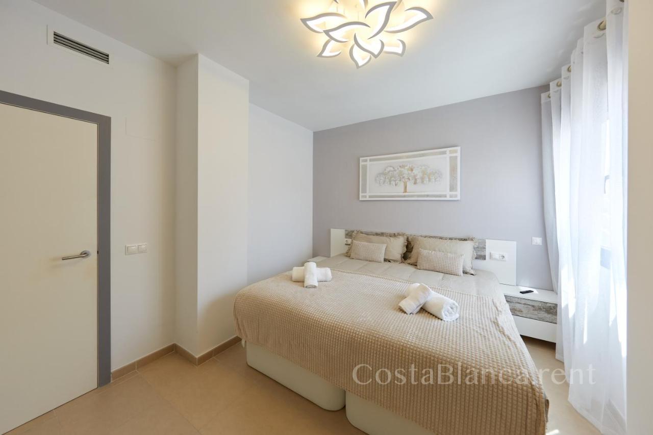 Executive 2 Bedroom Luxury By The Beach With King-size Bed * Benidorm