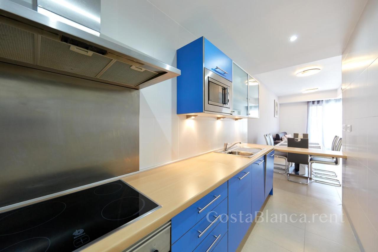 Executive 2 Bedroom Luxury By The Beach With King-size Bed Apartment Benidorm