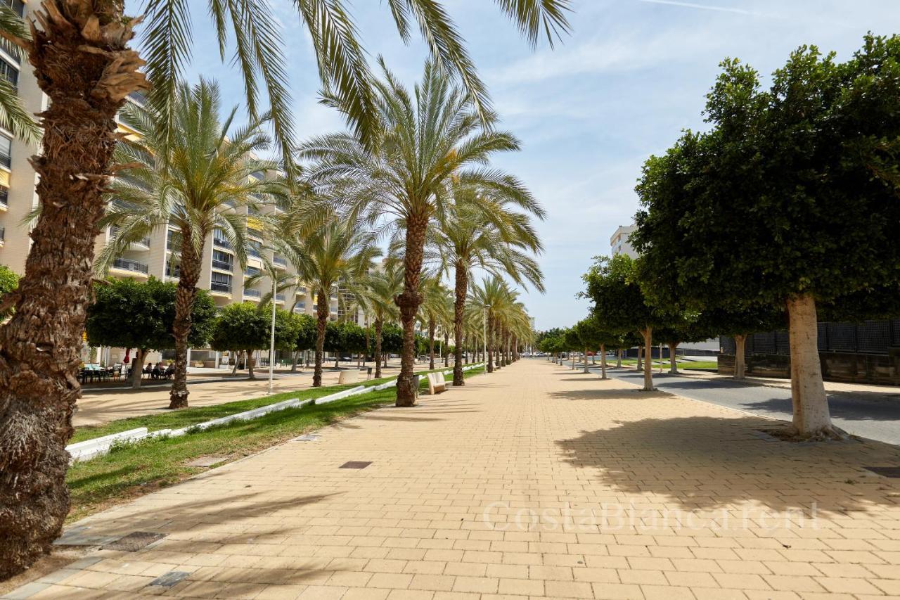 Apartment Executive 2 Bedroom Luxury By The Beach With King-size Bed Benidorm