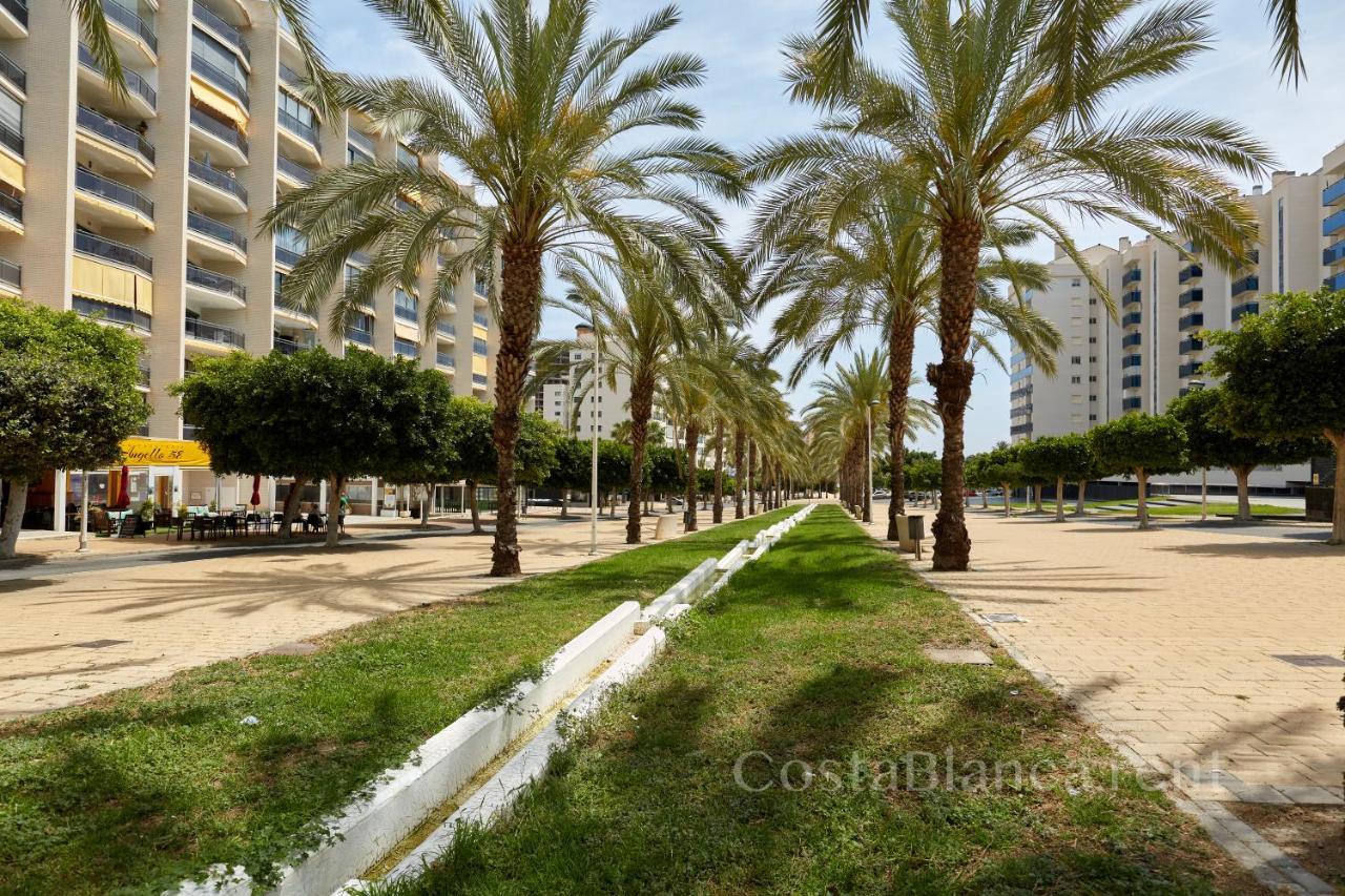 Apartment Executive 2 Bedroom Luxury By The Beach With King-size Bed *