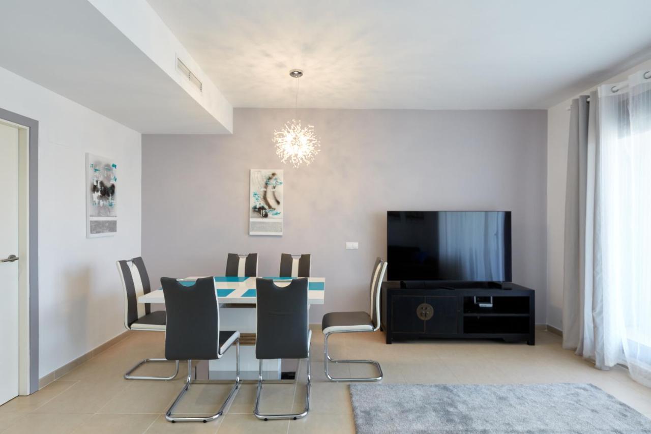 Luxurious Newly Renovated 2 Bedroom By The * Benidorm