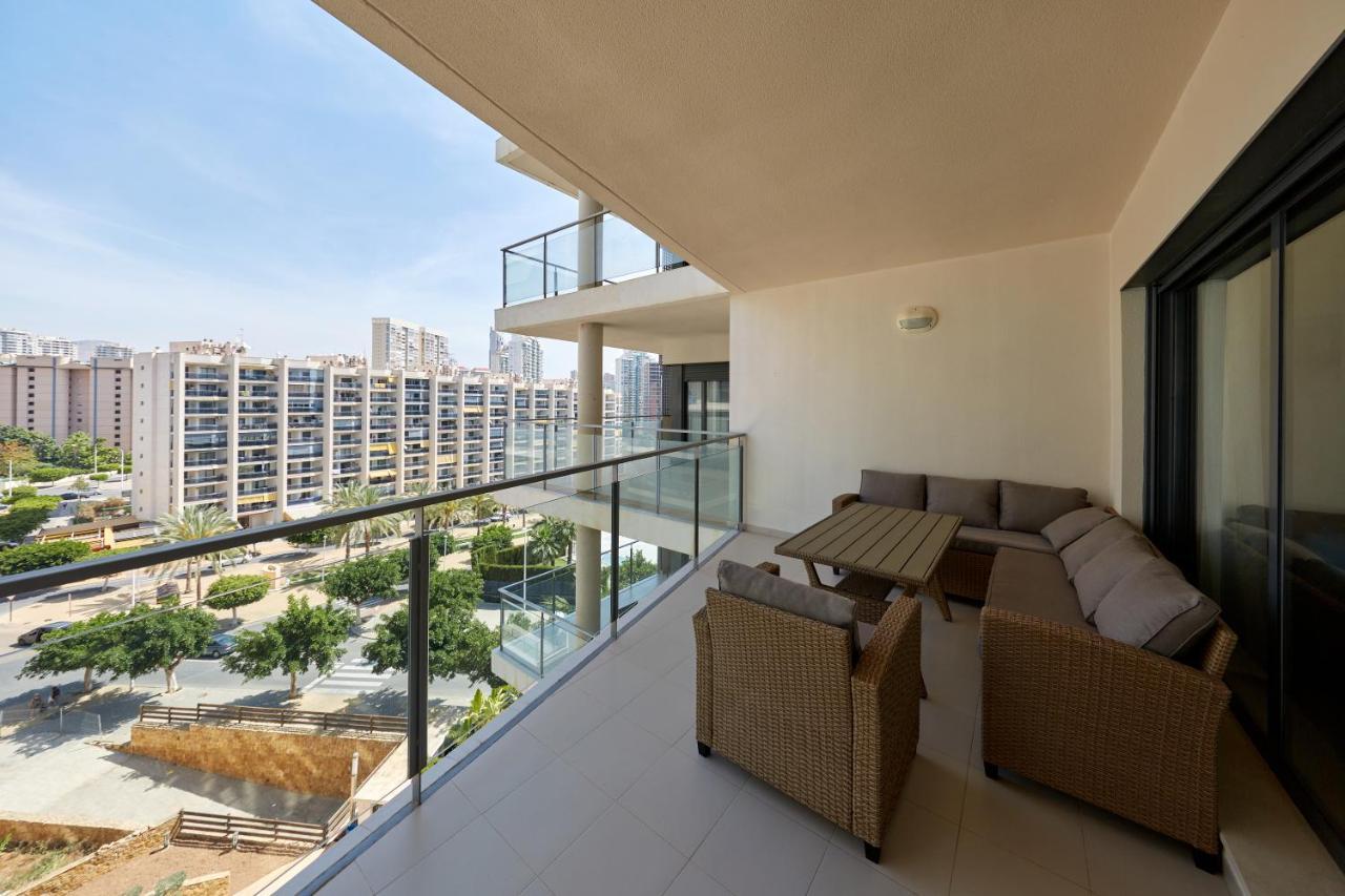 Luxurious Newly Renovated 2 Bedroom By The