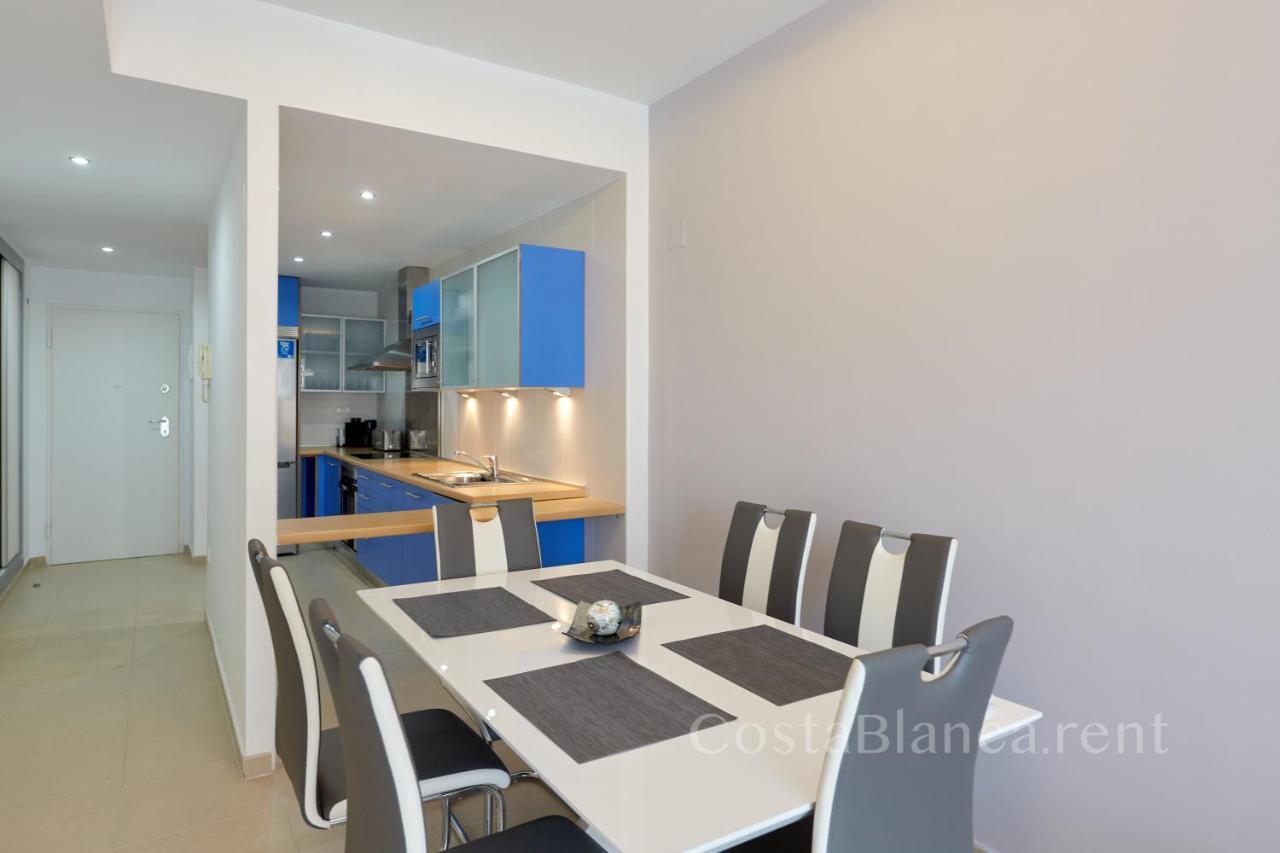 Executive 2 Bedroom Luxury By The Beach With King-size Bed Benidorm