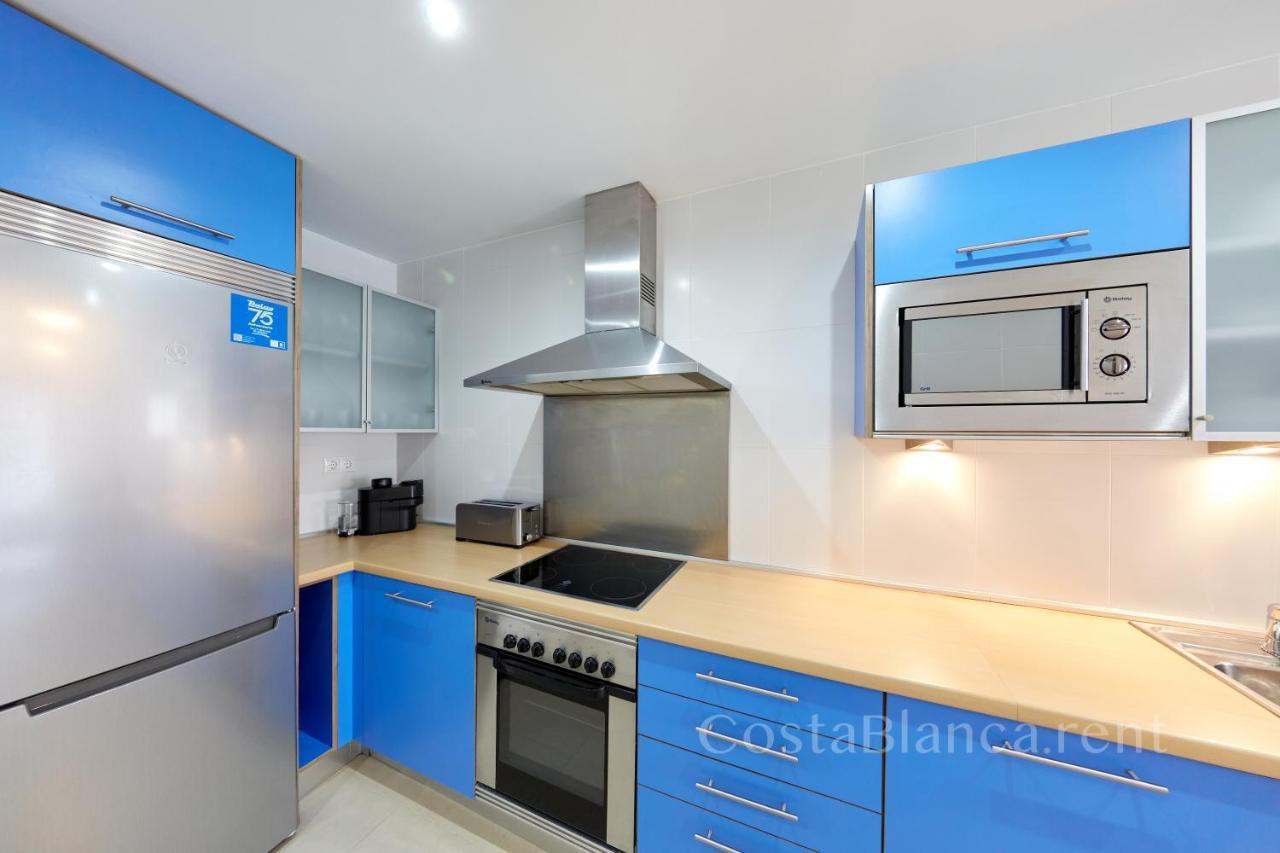 Executive 2 Bedroom Luxury By The Beach With King-size Bed *