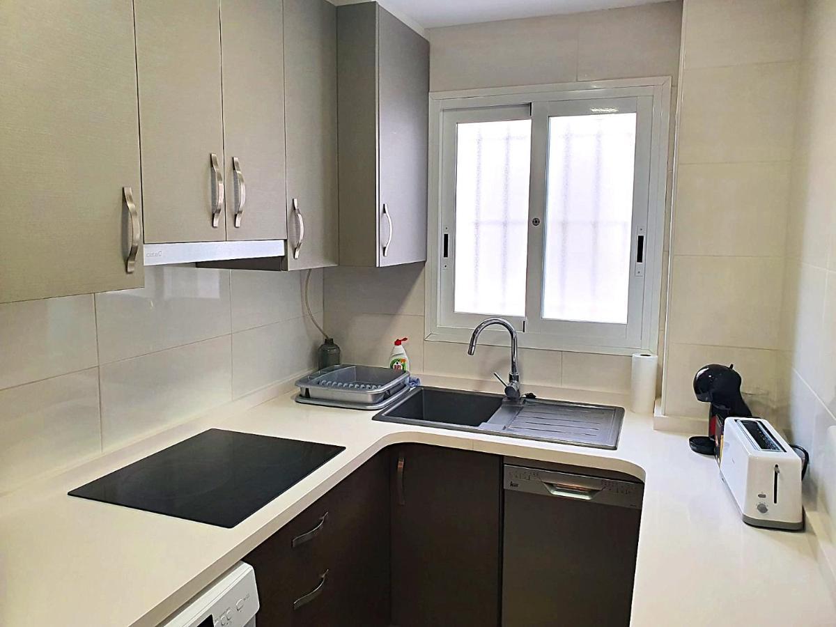 Newly Renovated Two Bedrooms In Marina Apartamento