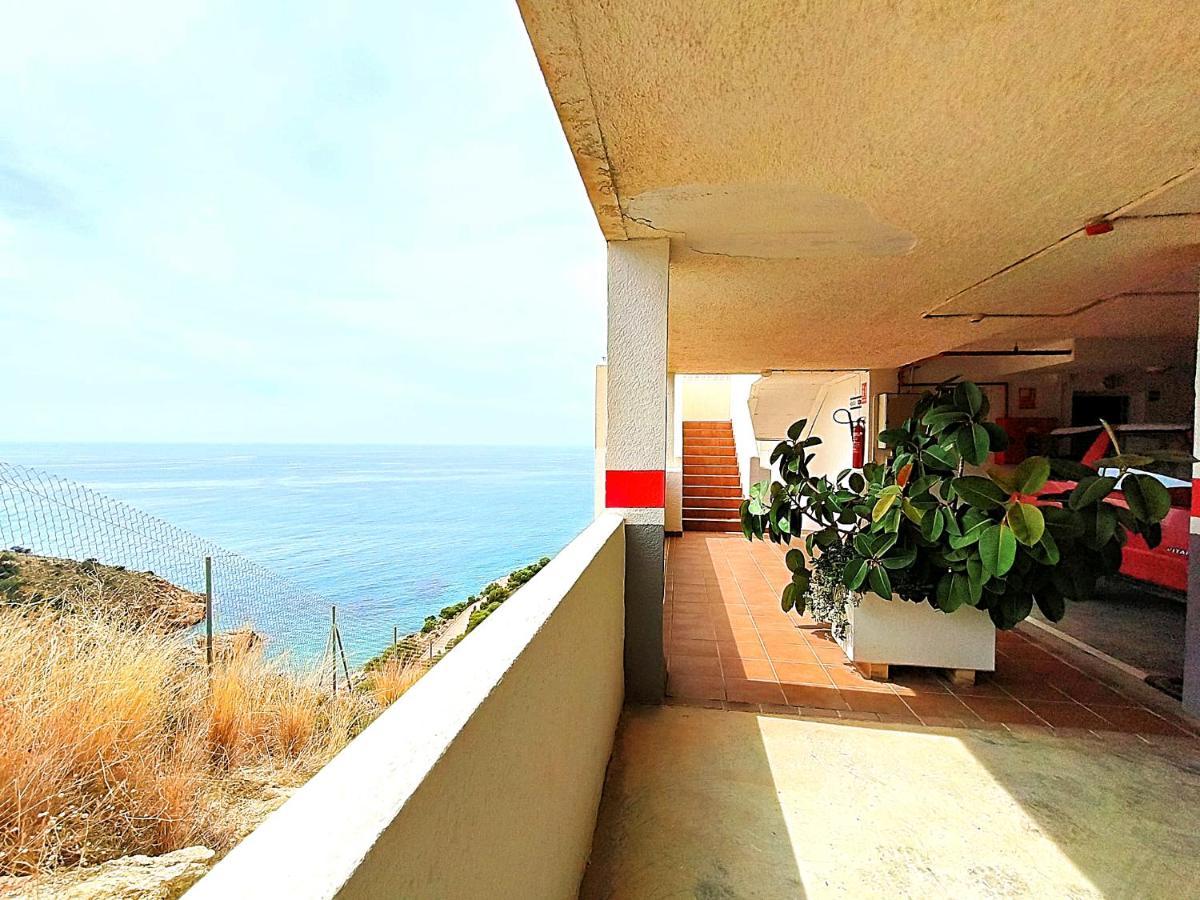 Stunning Two Level In Marina Appartement