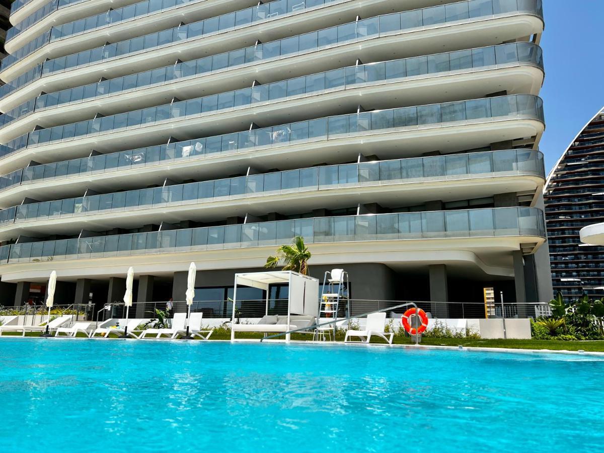Luxury With Stunning Sea Views In Sunset Cliff Apartment *