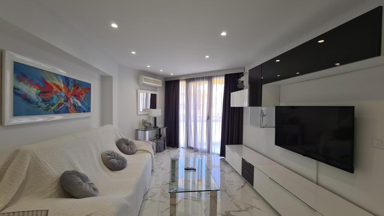 Edificio Astoria Apartment *