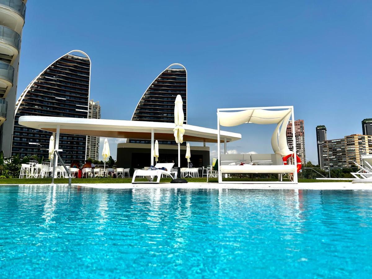 Luxury With Stunning Sea Views In Sunset Cliff Benidorm