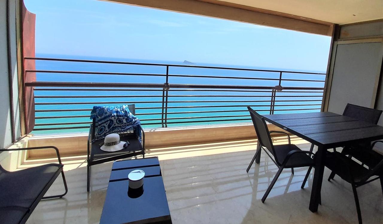 First Line Arenas C Apartment