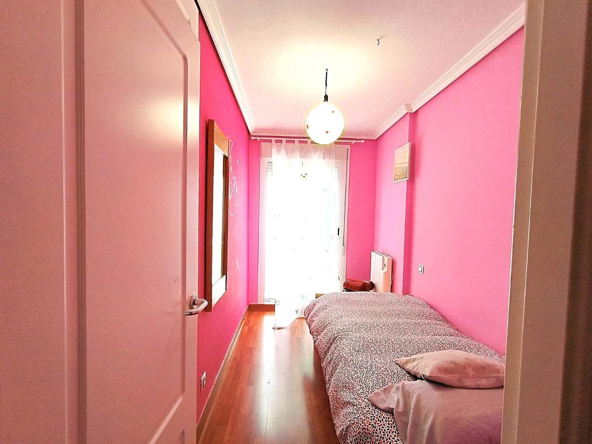 Stunning Two Level In Marina Appartement *