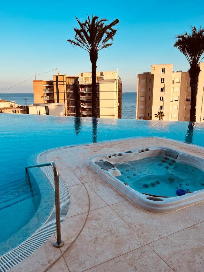 Luxury With Stunning Sea Views In Sunset Cliff Apartment Benidorm