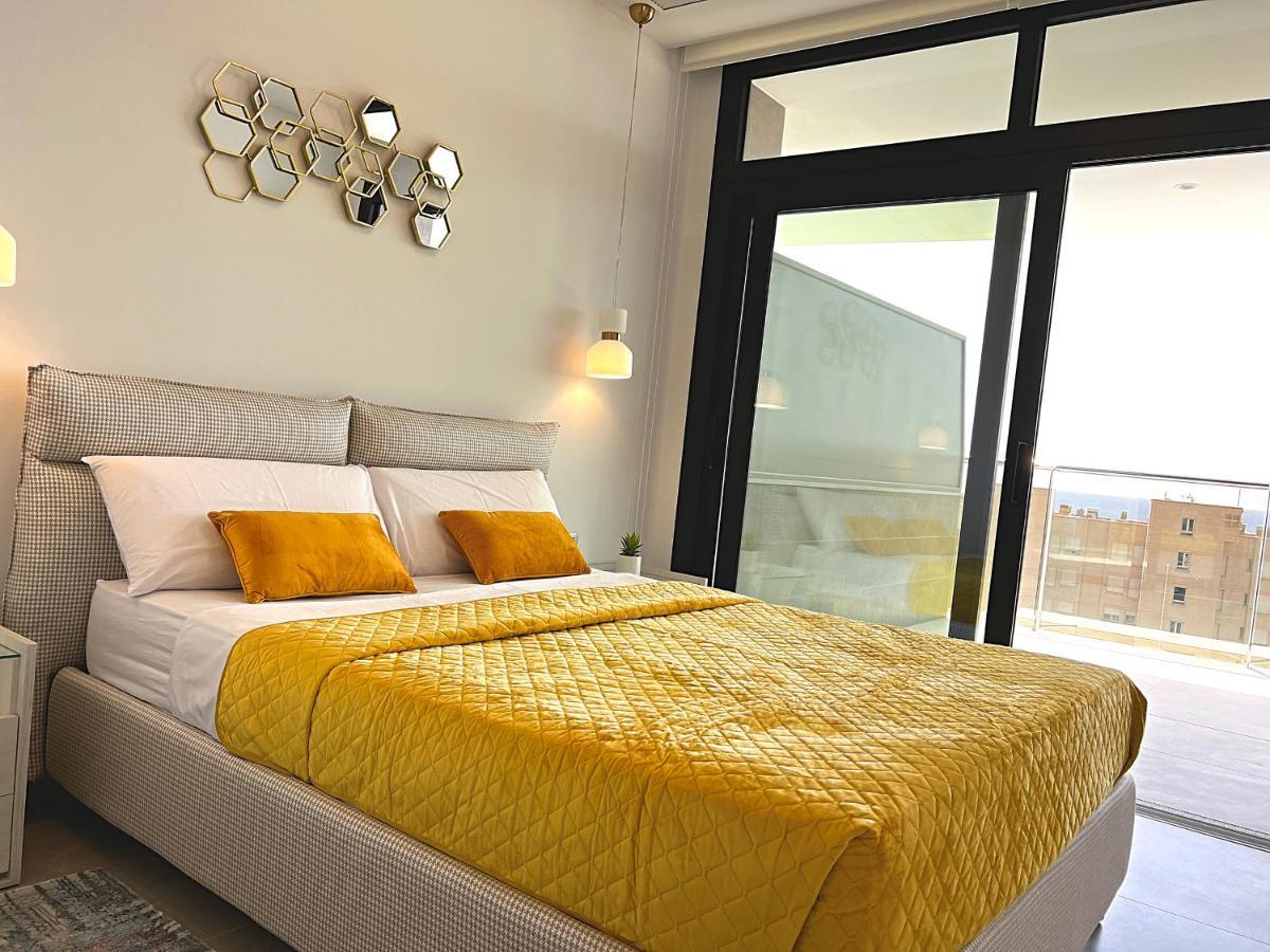Apartment Luxury With Stunning Sea Views In Sunset Cliff Benidorm