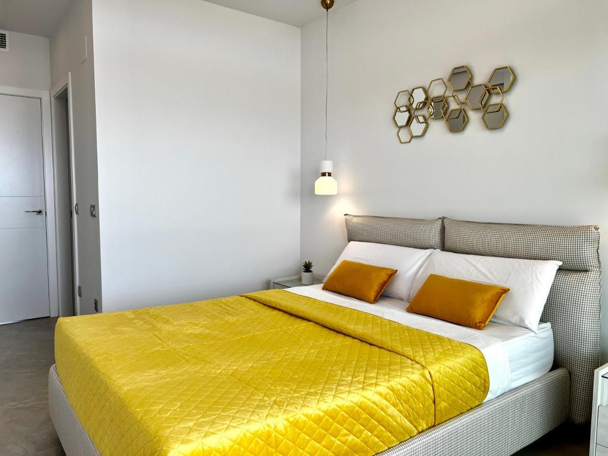 Apartment Luxury With Stunning Sea Views In Sunset Cliff *
