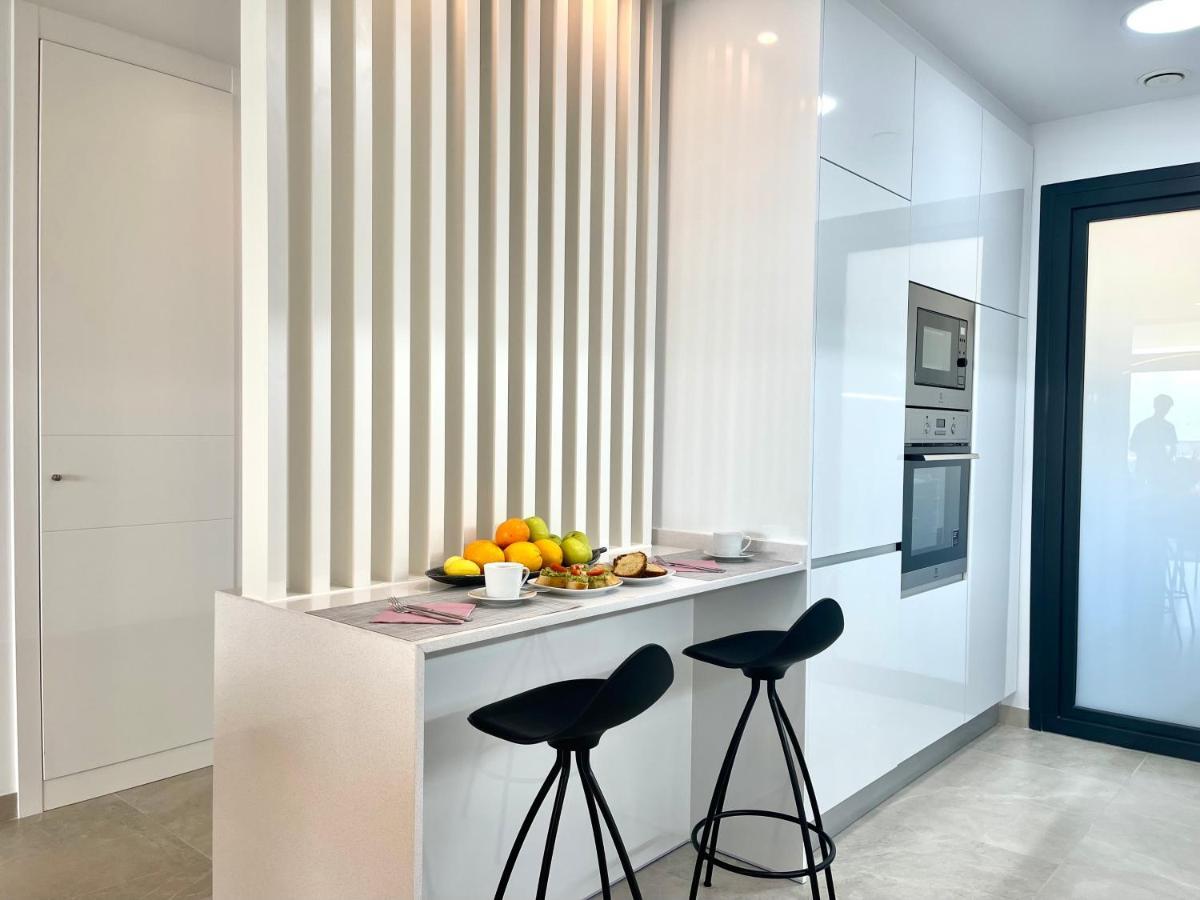 Luxury With Stunning Sea Views In Sunset Cliff Apartment *