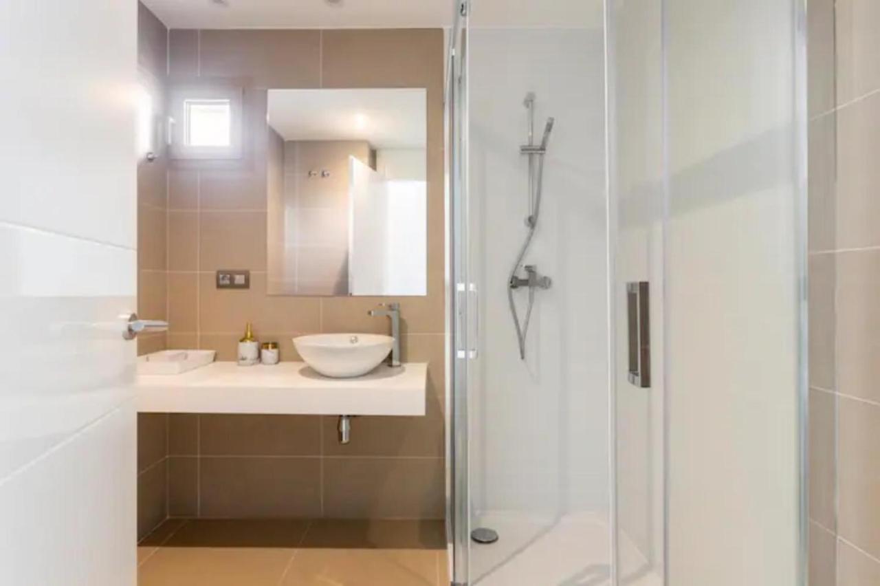 Beautiful 2-beds Poniente Apartment