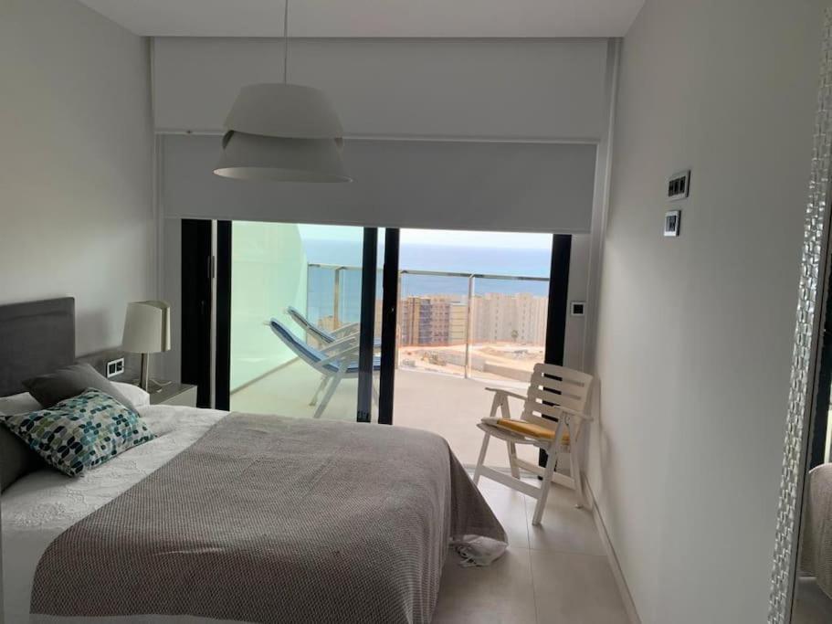Sunset Waves Poniente Apartment *