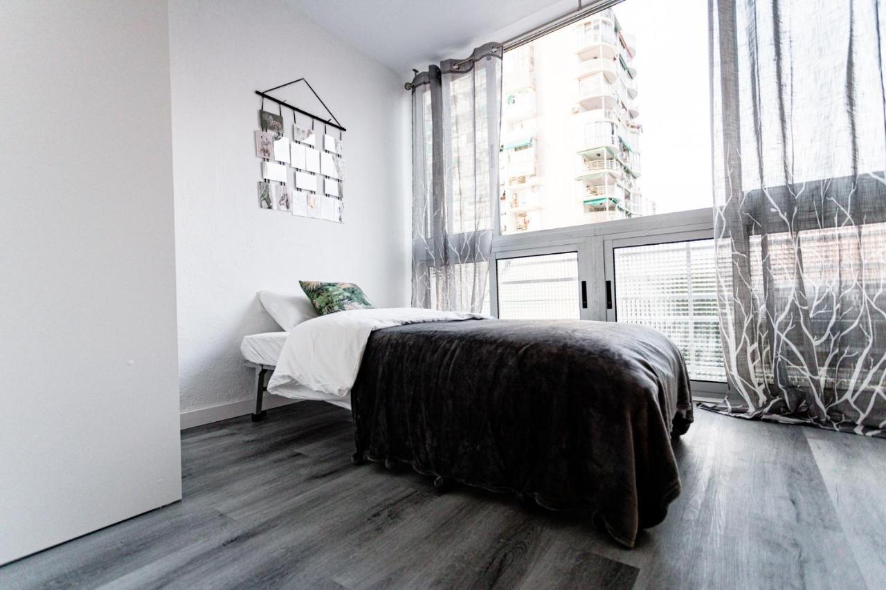 Lovely Two Bedroom In The Center Of *