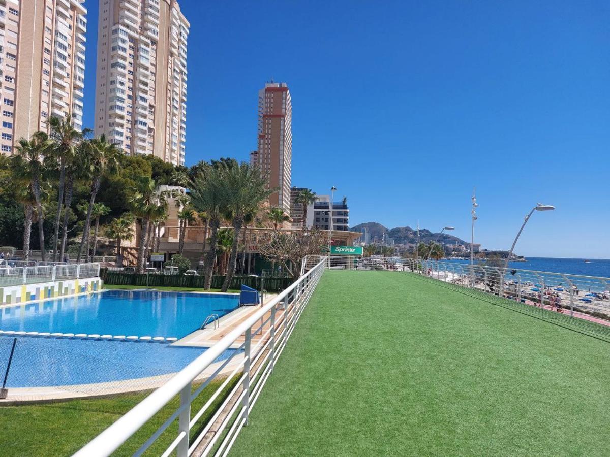 Piso En Primera Linea De Playa En Urbanizacion El Olivar Apartamento Benidorm
