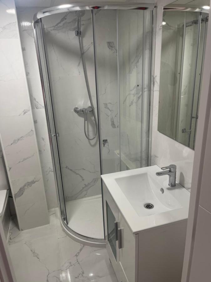 Playmon Apartment *