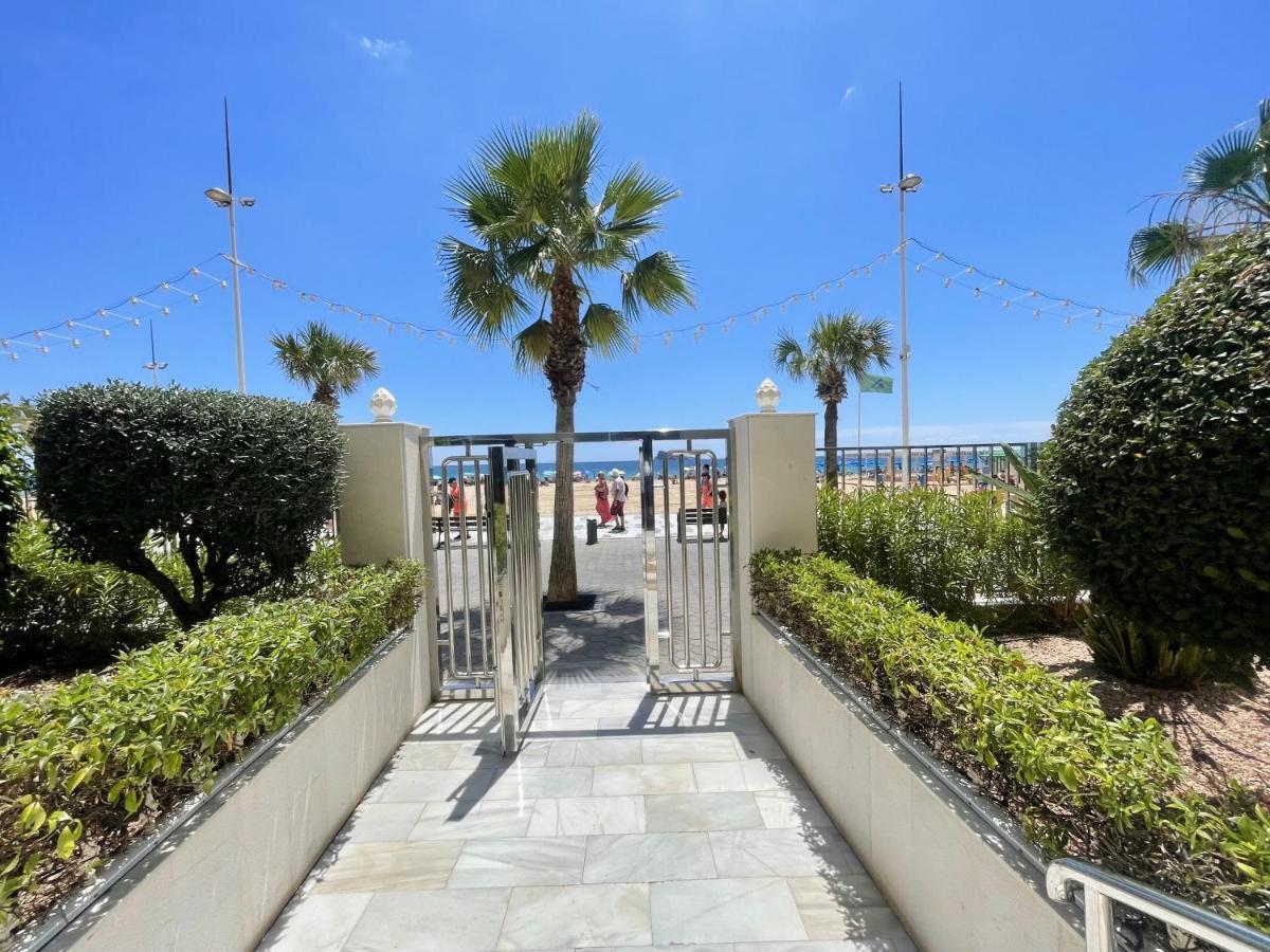 Apartamento Tor Maraya Seafront Levante Views *