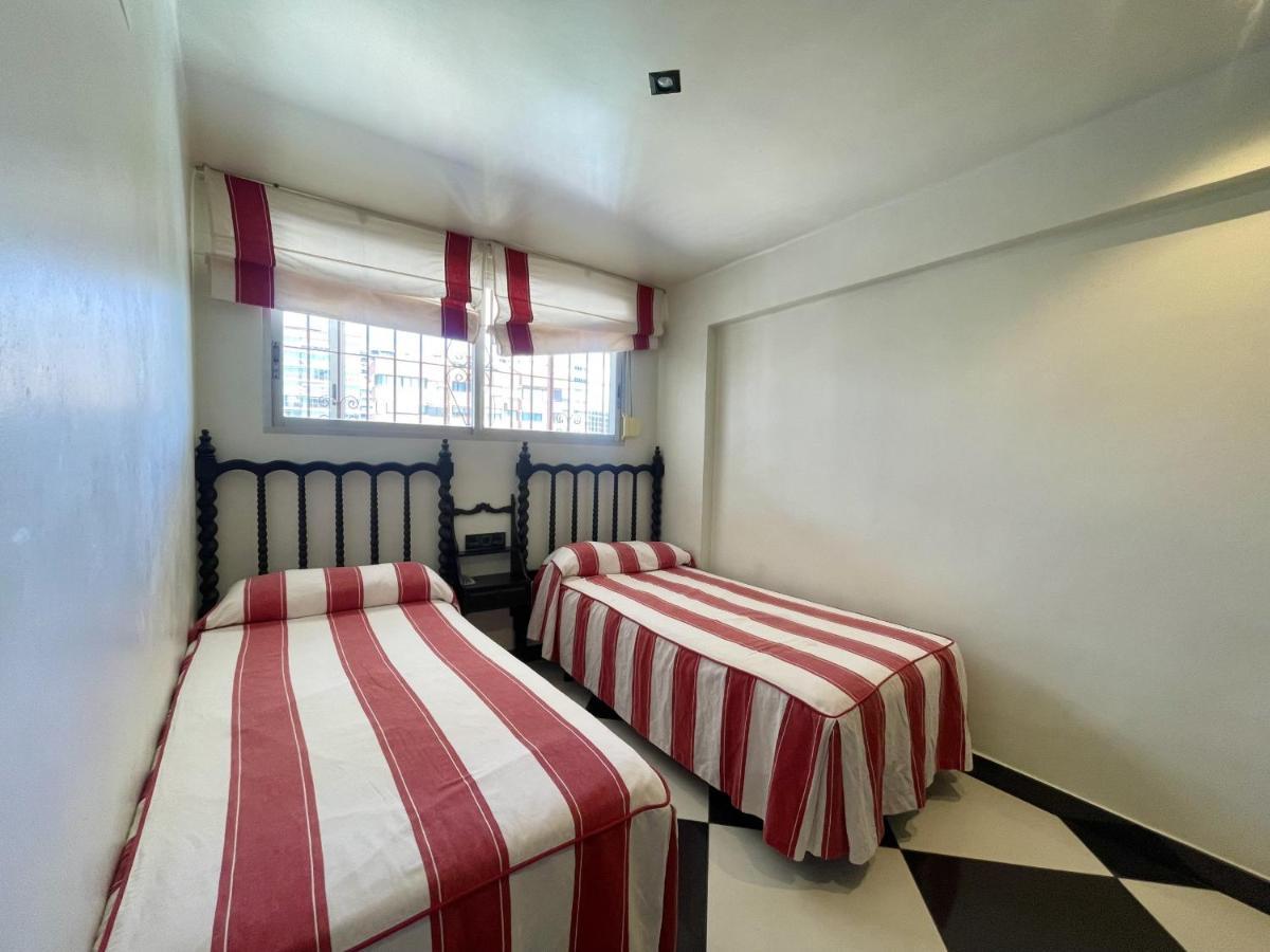 Tor Maraya Seafront Levante Apartment
