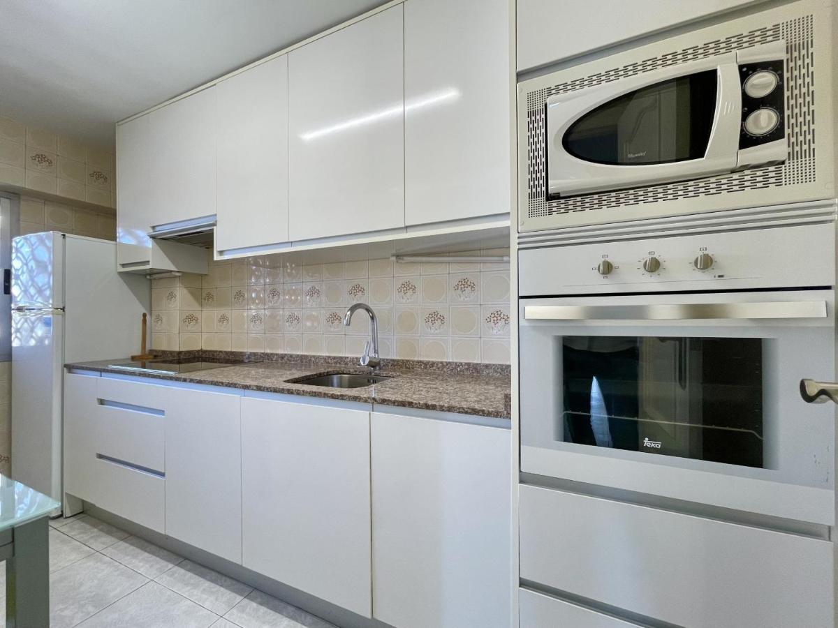 Tor Maraya Seafront Levante Views Apartamento *