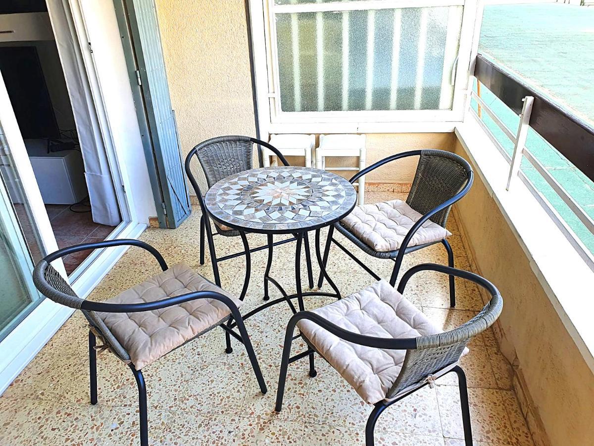 Beautiful 2 Bedroom In Parque Loix 3 Minutes Walk To The