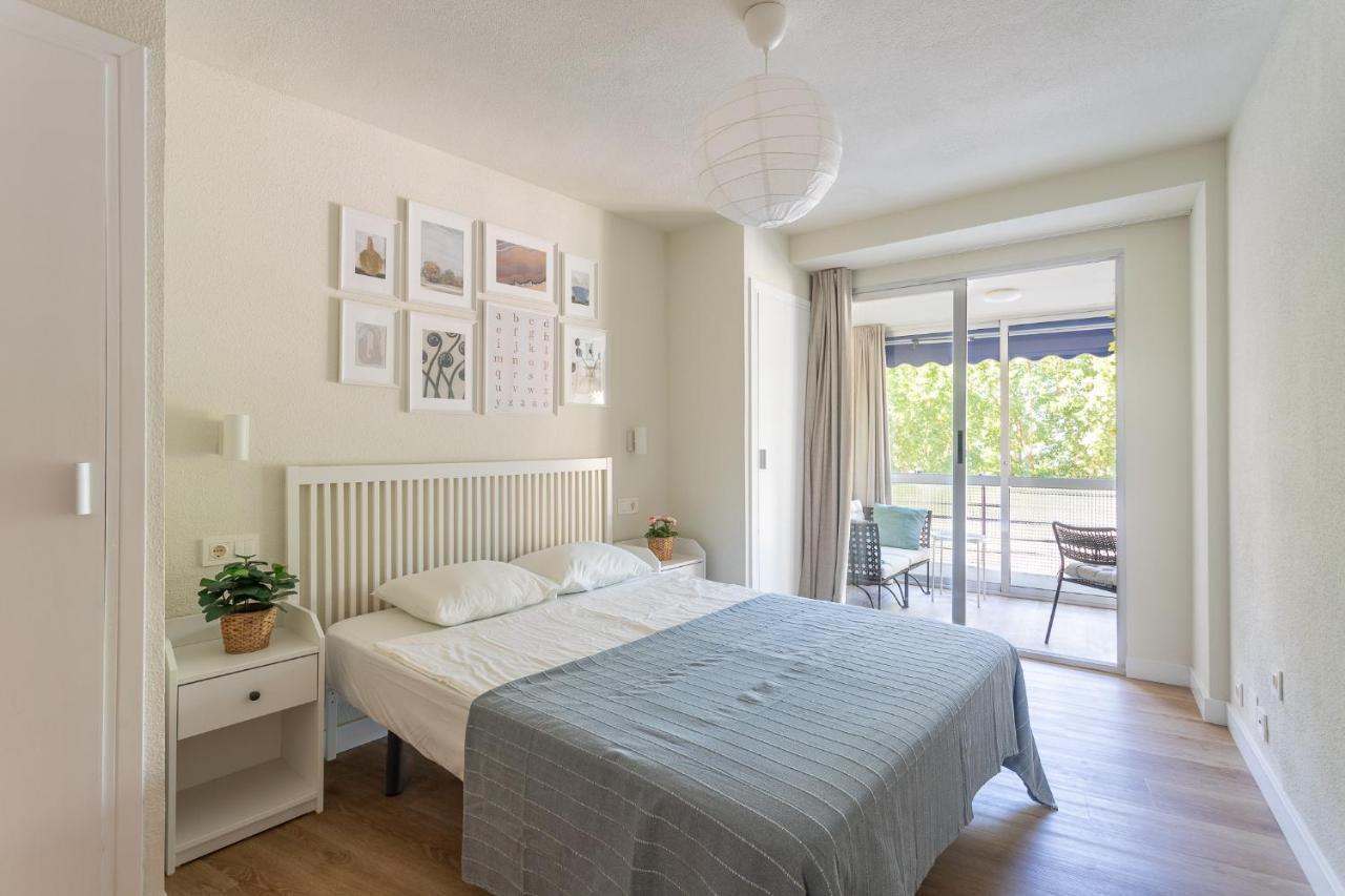 Mucho Gusto Coblanca 3 Apartamento *
