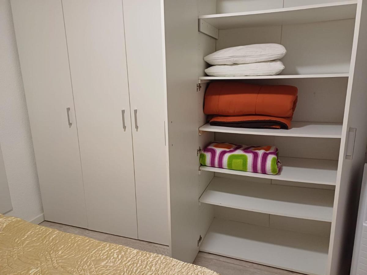 Estudio Sin Cocina En Apartment