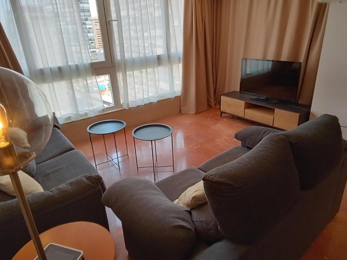 Alteanos, Centrico Y Confortable, Soleado, Con Piscina Y Jardines, Tenis, Parking Exterior Comunitario, Y La Playa Andando 10 Min Apartment Benidorm