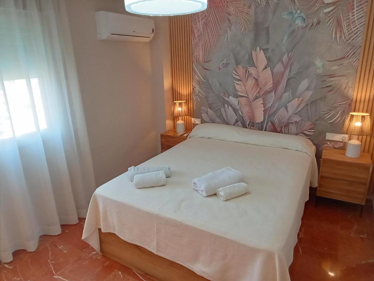 Alteanos, Centrico Y Confortable, Soleado, Con Piscina Y Jardines, Tenis, Parking Exterior Comunitario, Y La Playa Andando 10 Min