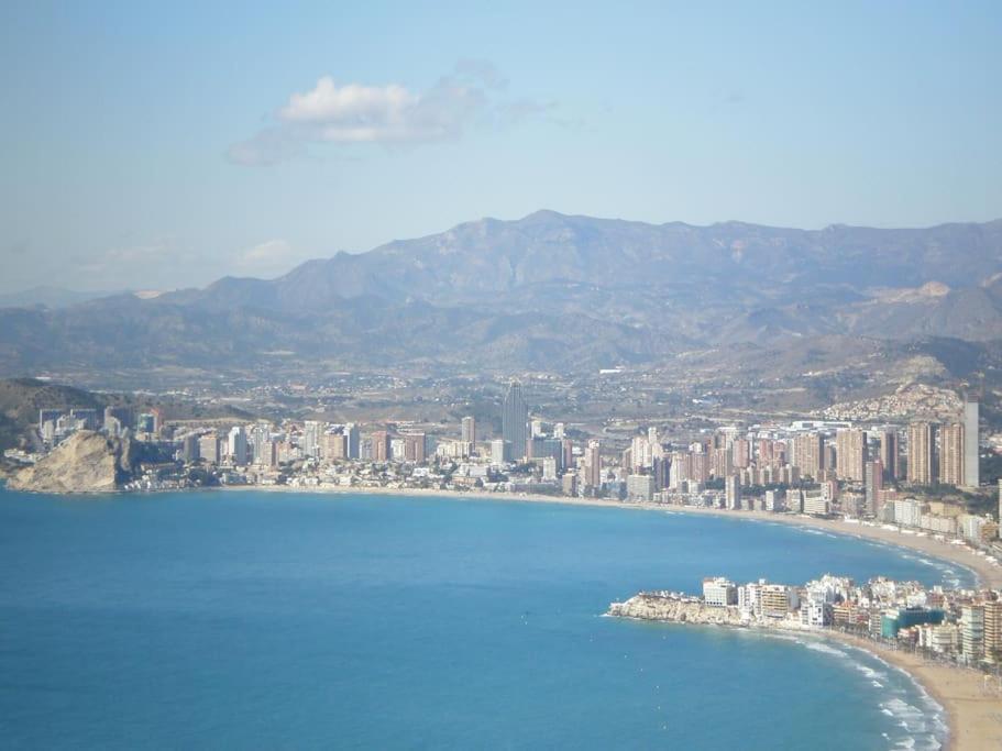 Apartamento En Levante En Planta 17 *
