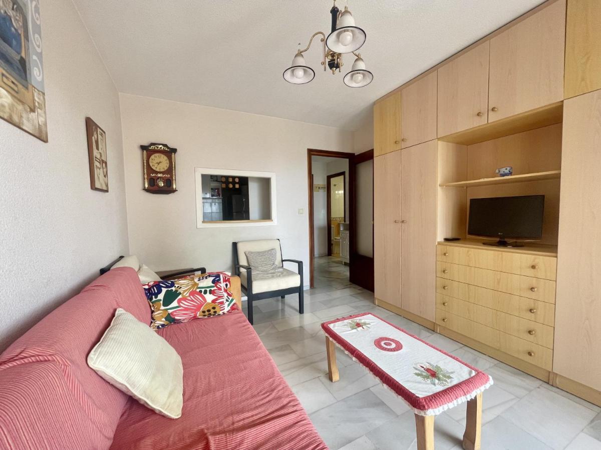 Ciguena Pool And Wifi Benidorm